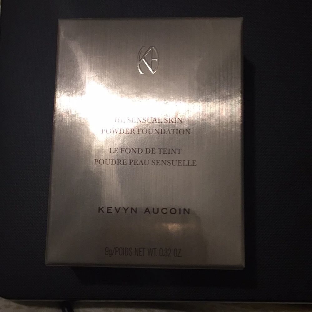 KEVYN AUCOIN FOUNDATION COMPACT-NEW
